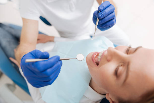Best Root Canal Treatment  in Tolono, IL